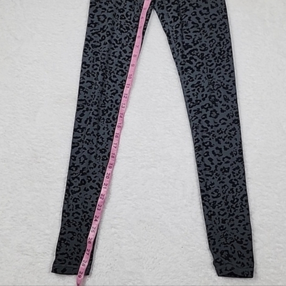 Athleta Elevation Ultra High Rise Leopard Print Athletic Leggings - Picture 6 of 14